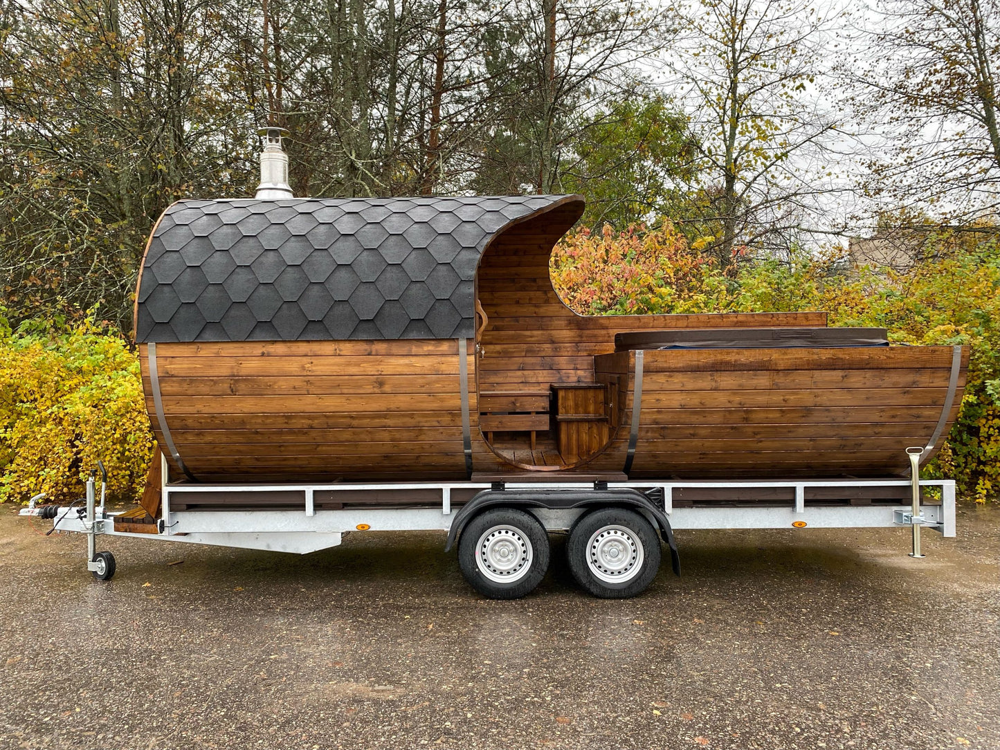 Luxury Thermowood Mobile Sauna & Hot Tub on Traile