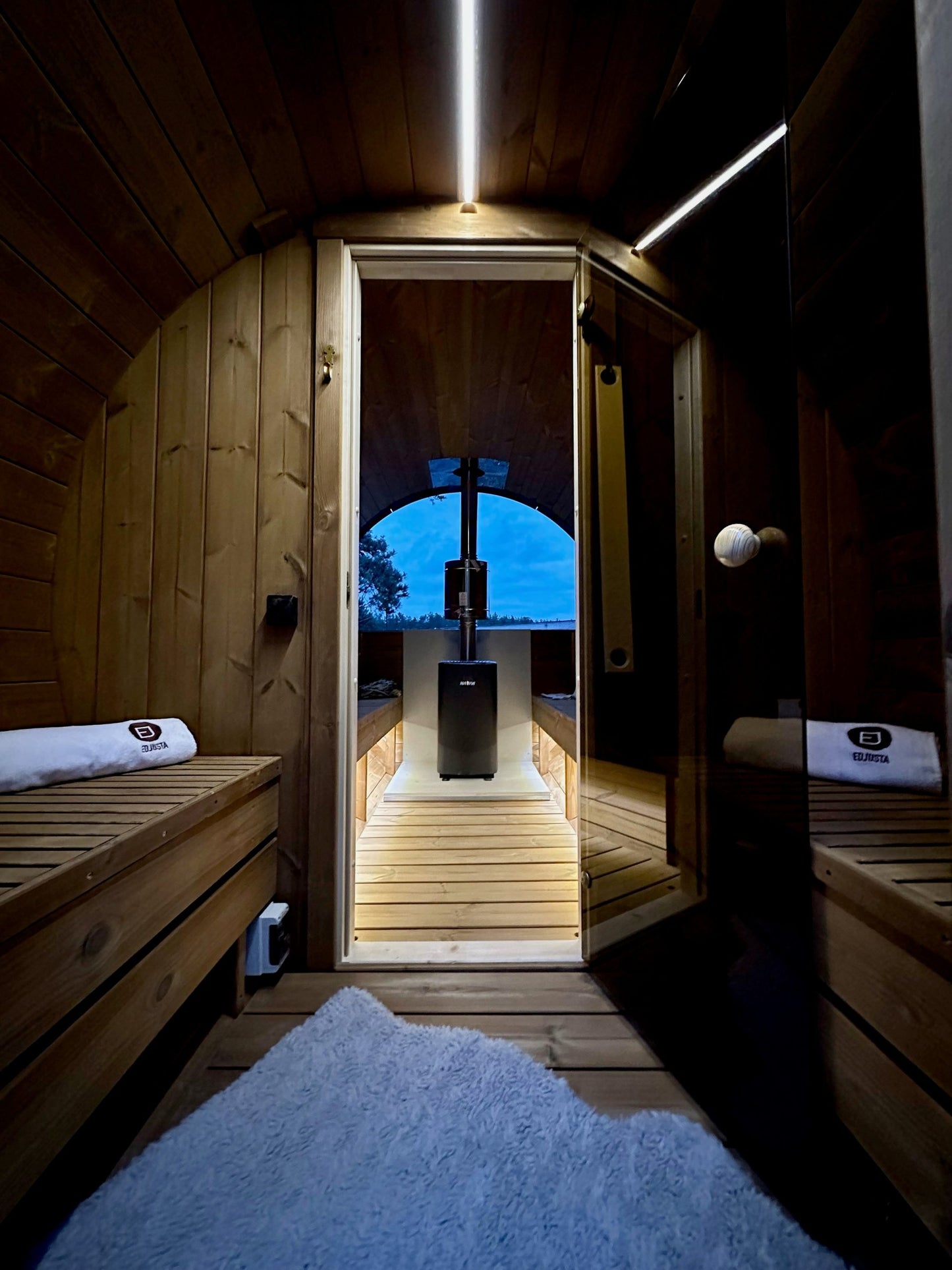 Bespoke Mobile Sauna – Saunas On Trailers